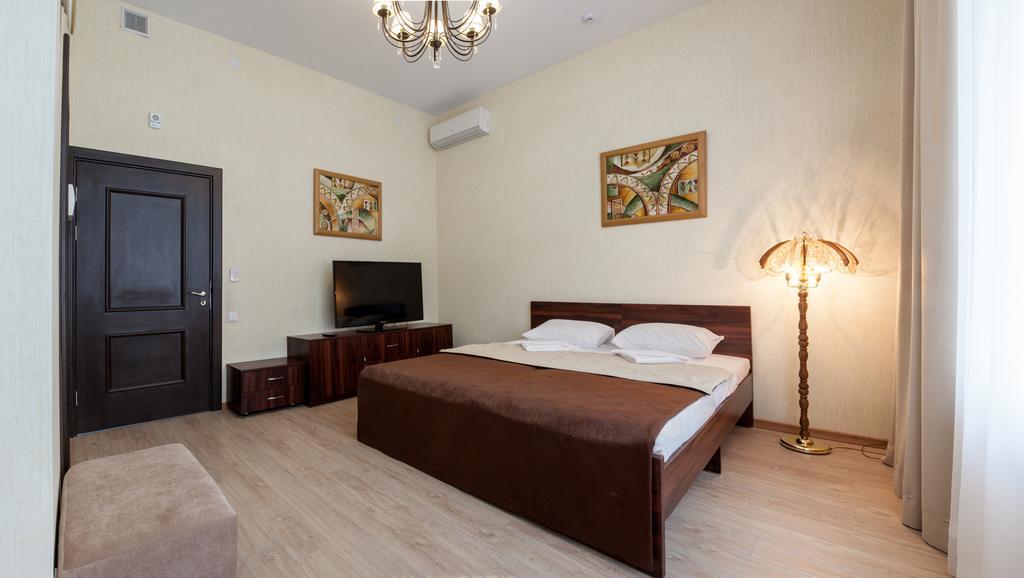 Hotel Tsentralnaya Gomel Room photo