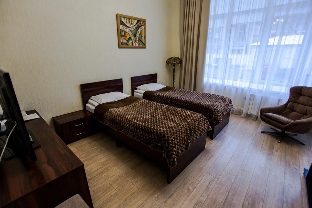 Hotel Tsentralnaya Gomel Exterior photo